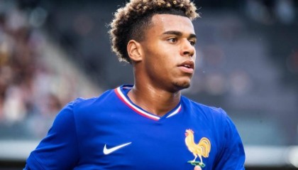 出战巴萨成疑！记者：初步检查结果显示，杜埃预计将伤缺3到4周